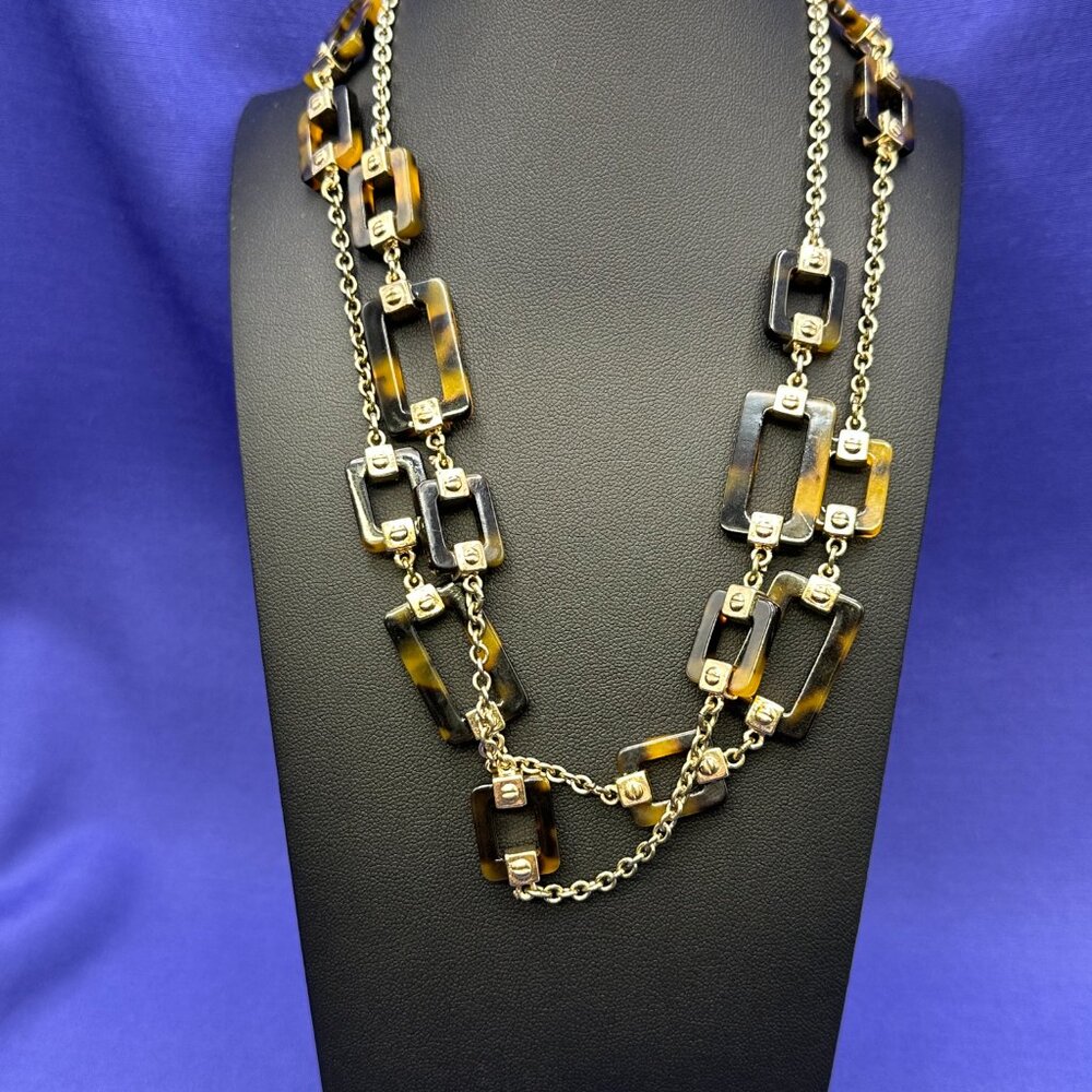 Ralph Lauren Tortoise and Silver Chain Necklace - Picture 8 of 14